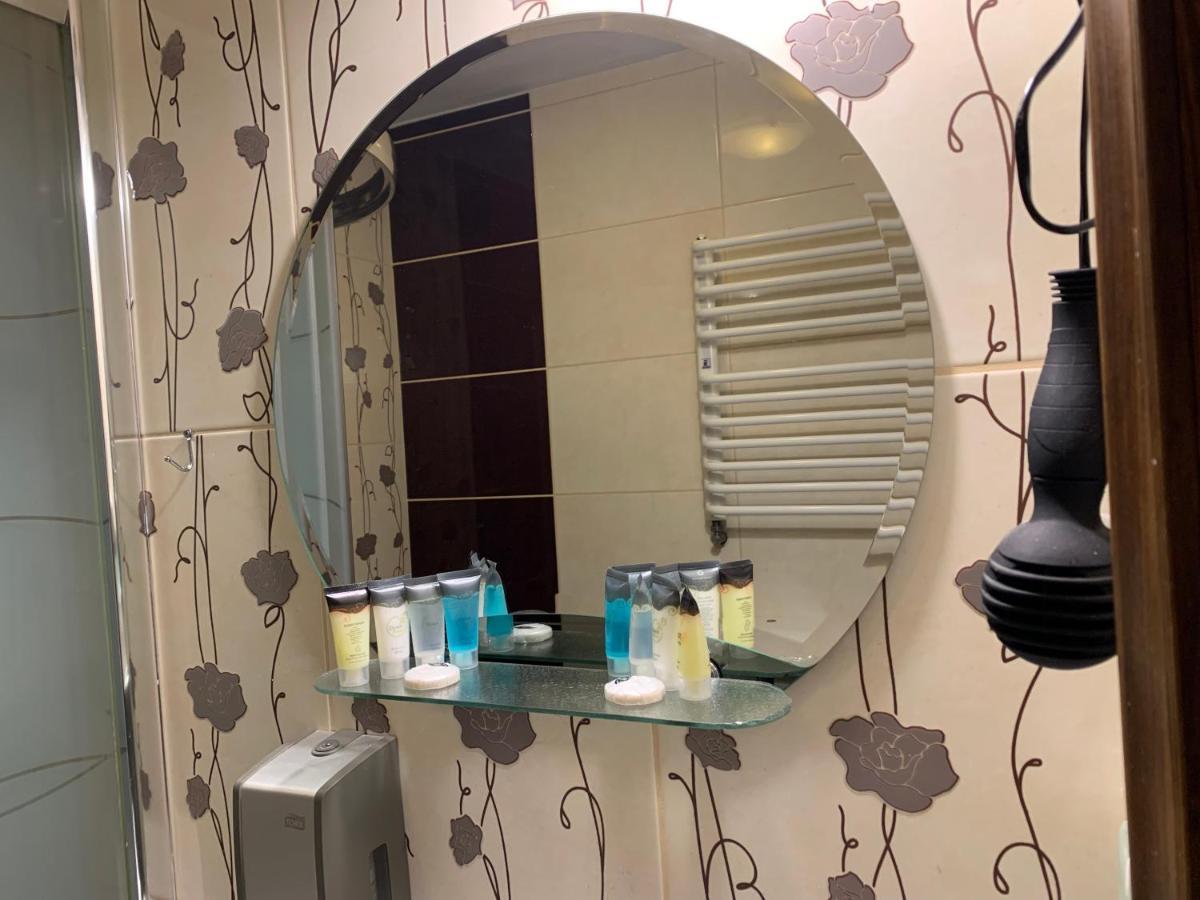 Hotel Tyrol I Restauracja Zycie Gruzji Osielsko Luaran gambar