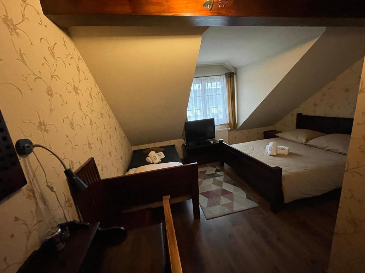 Hotel Tyrol I Restauracja Zycie Gruzji Osielsko Luaran gambar