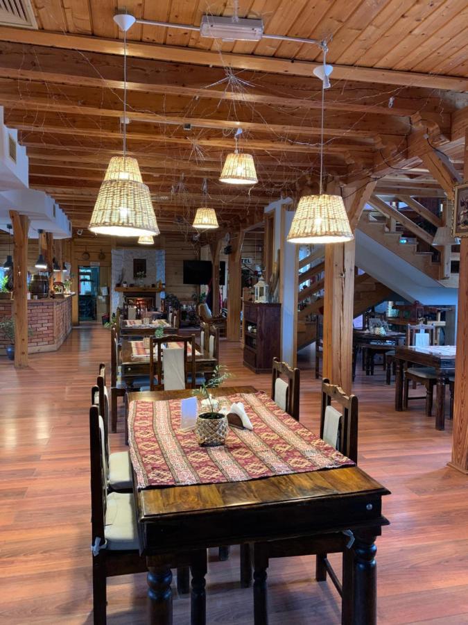 Hotel Tyrol I Restauracja Zycie Gruzji Osielsko Luaran gambar